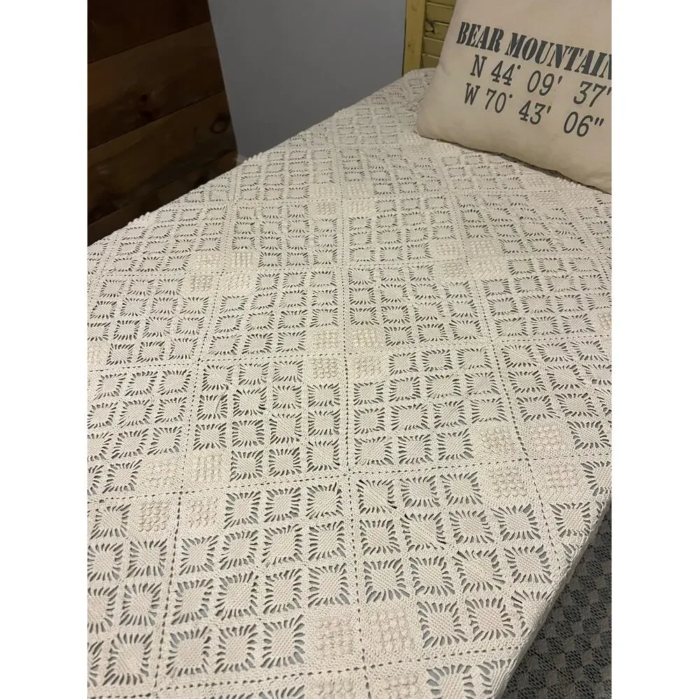 Antique Crochet Bedspread Coverlet Cotton Popcorn Stitch 80x88 Cream Colored‎